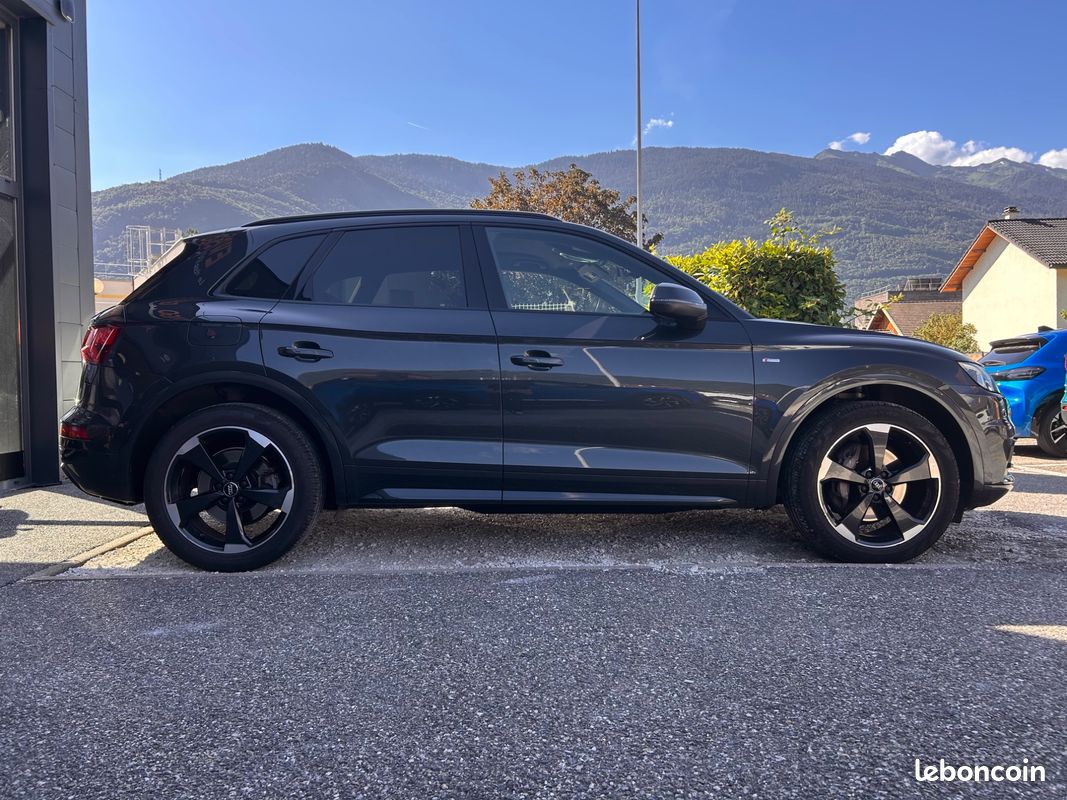 Audi q5 3.0 v6 tdi 286ch tiptronic 8 quattro s line - attelage élèctrique - carplay (image 21)