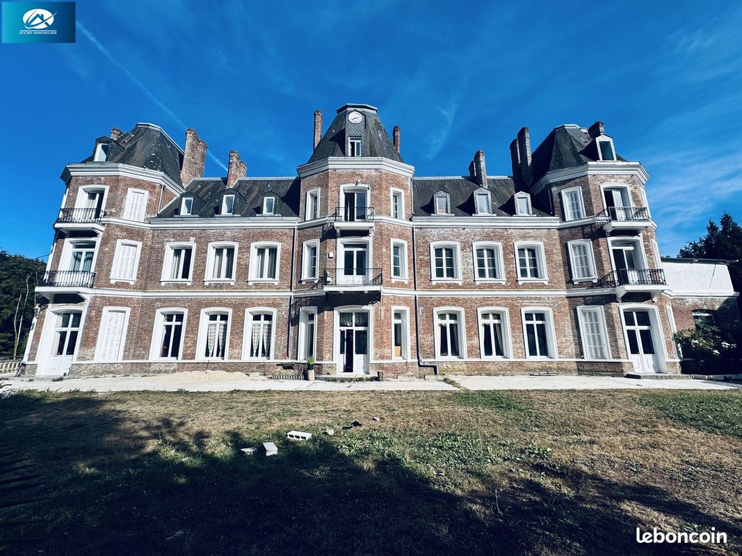 Maison 21 pièces 1000 m² · au Tréport · 1 000 m² · 2 690 000 €