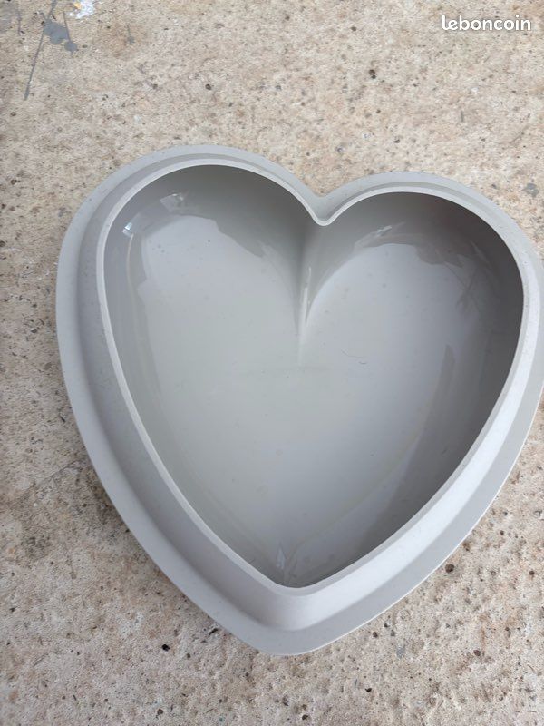 Moule Silikomart en silicone – Très bon état (image 1)