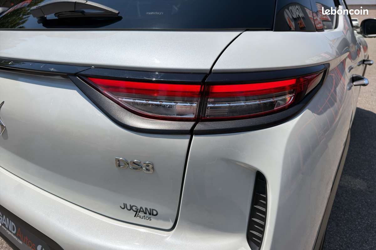 DS 3 Crossback 130 EAT8 PERFORMANCE LINE (image 15)