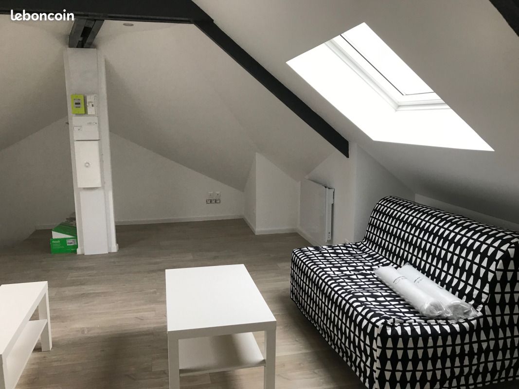 Appartement 1 pièce 42 m² · à Saint-Quentin · 42 m² · 370 €