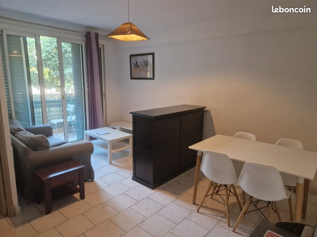 Appartement 3 pièces 43 m² · à Toulon · 43 m² · 650 €