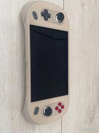 Ayaneo 2 Retro Power – 32 Go RAM / 2 To SSD – Édition Collector – Bon État