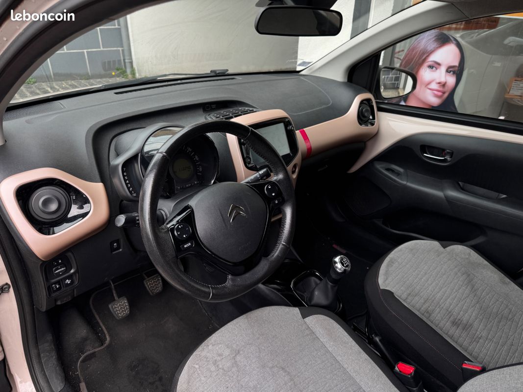 CITROEN C1 1.0 VTI 72ch ELLE | Carplay * Caméra de recul * Moteur Toyota (image 18)