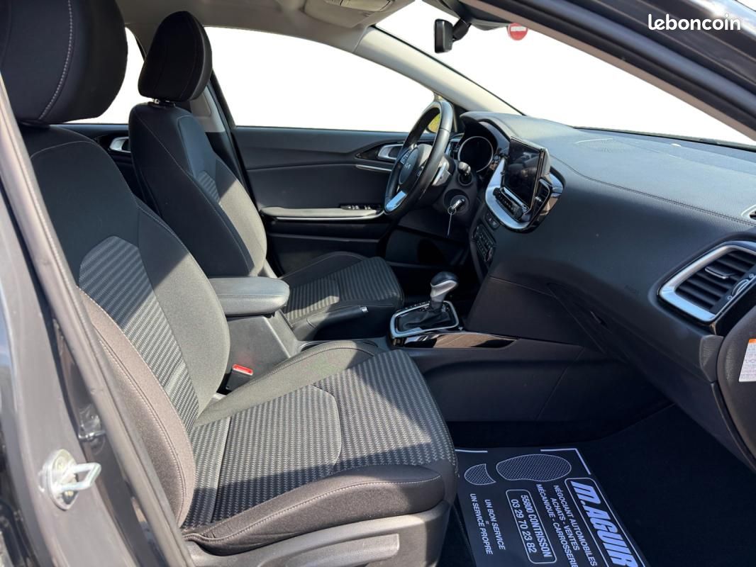 Kia CEED III (2) SW 1.6 CRDI 136 MHEV ISG Active Business DCT7 (image 18)