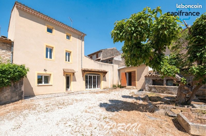 Maison 5 pièces 135 m² · à Lançon-Provence · 135 m² · 498 000 €