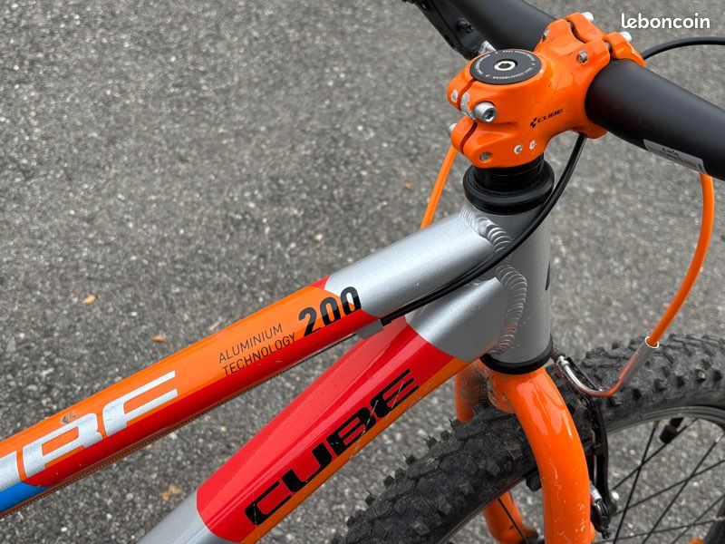 VTT enfant 20 pouces, Cube Acid 200 Action Team Vélos