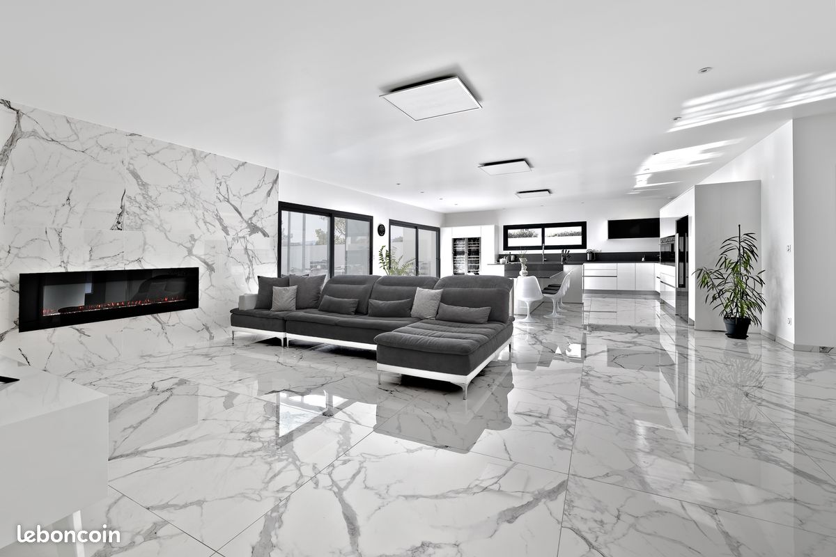 Maison 5 pièces 250 m² · à Llupia · 250 m² · 920 000 €