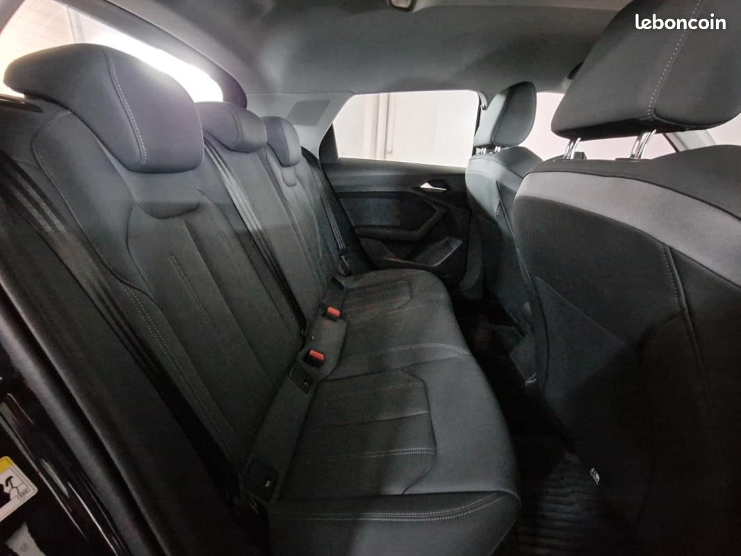 Audi A1 CITYCARVER 30 TFSI 116 ch BVM6 Design Luxe (image 9)