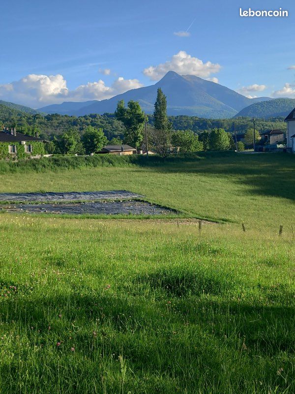 Terrain constructible · à Estadens · 26 000 €