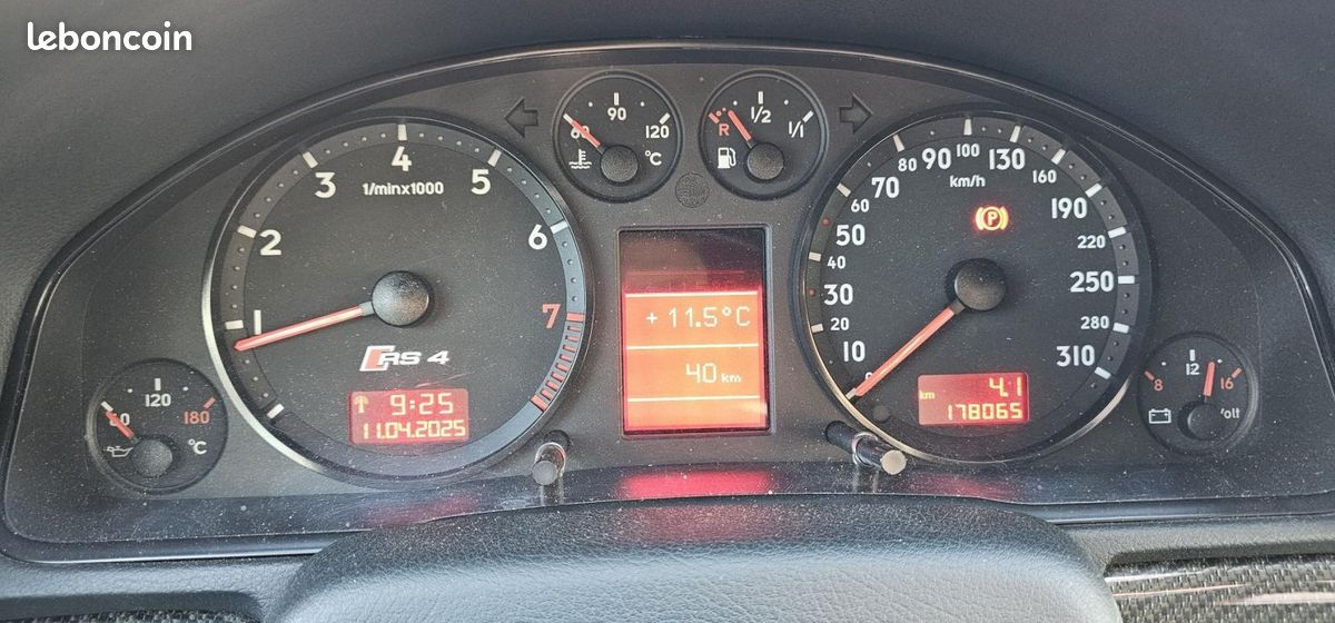 Audi RS4 Avant (B5) 2.7i 30V V6 381 Quattro (image 16)