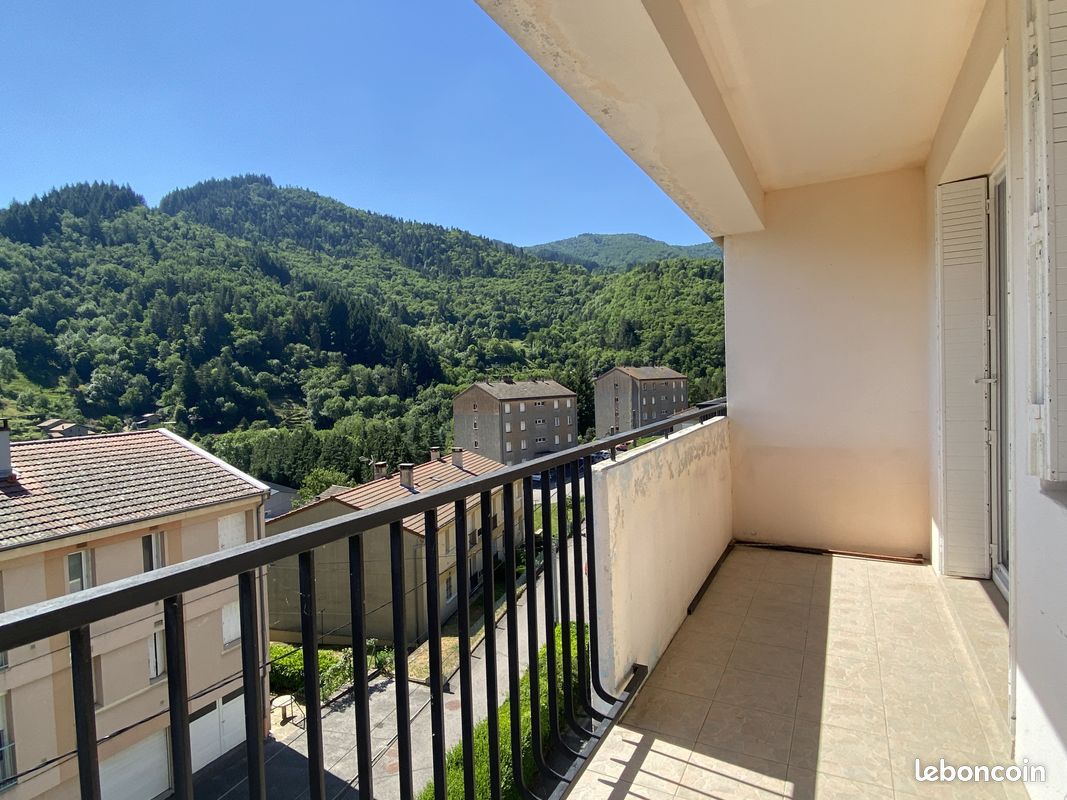 Appartement 4 pièces 73 m² · à Le Cheylard · 73 m² · 88 000 €