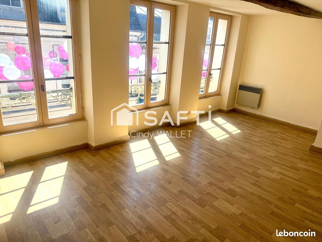 Immeuble 165 m² LAON (image 12)
