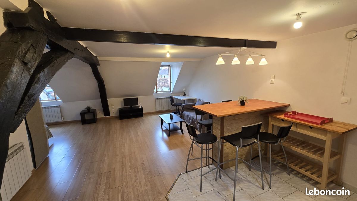 Appartement 1 pièce 32 m² · à Dijon · 32,4 m² · 610 €