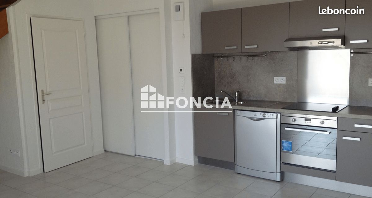 Appartement 2 pièces 51 m² · à Collonges · 51 m² · 985 €/mois