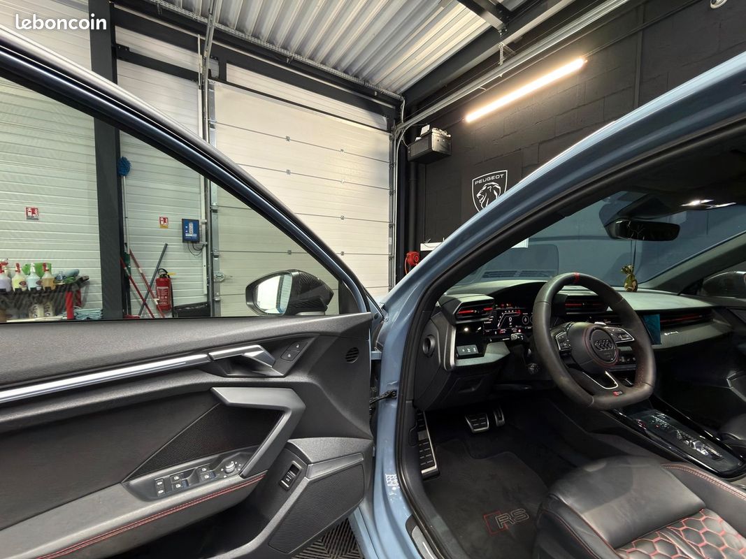 Audi RS3 III SPORTBACK 2.5 TFSI 400 QUATTRO S TRONIC FREINS CERAMIQUE - BANG&OLUFSEN - TOIT OUVRANT (image 11)