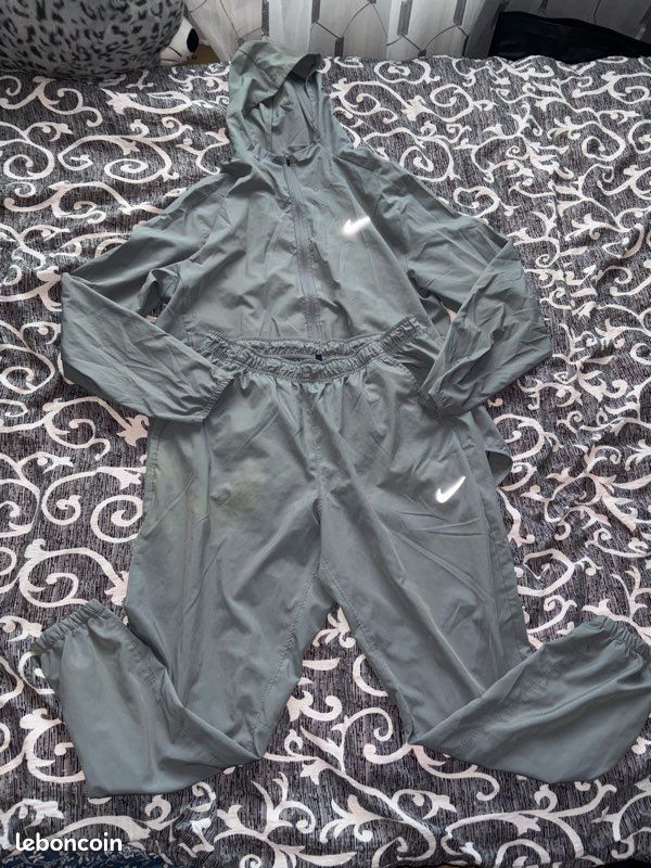 Ensemble Nike running gris XL délavé léger Vêtements