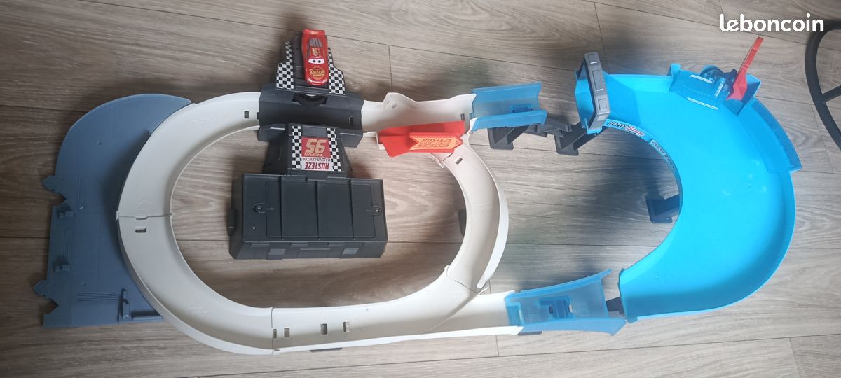 Double Circuit Rust-Eze - Pixar Disney Cars (image 5)