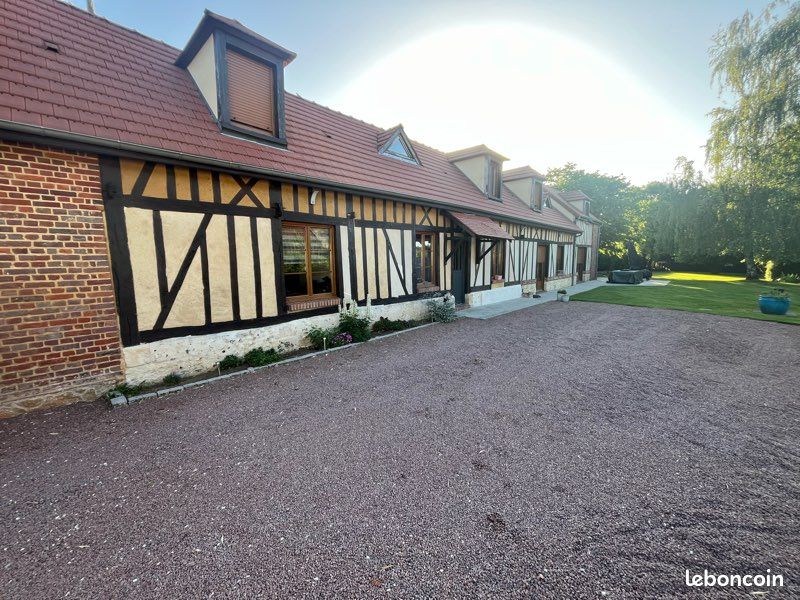 Maison 8 pièces 200 m² · à Sainte-Geneviève · 200 m² · 390 000 €
