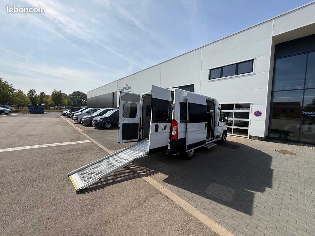 FIAT DUCATO L2H2 TPMR – Véhicule neuf – 9 Places / Jusqu'à 4 fauteuils roulants – Disponible immédiatement (image 1)