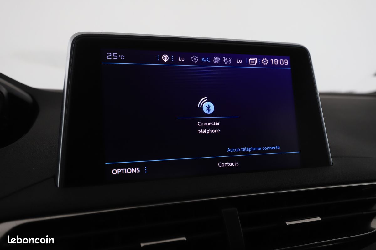 Peugeot 3008 1.2 PureTech Allure Business EAT8 130 ch (image 27)