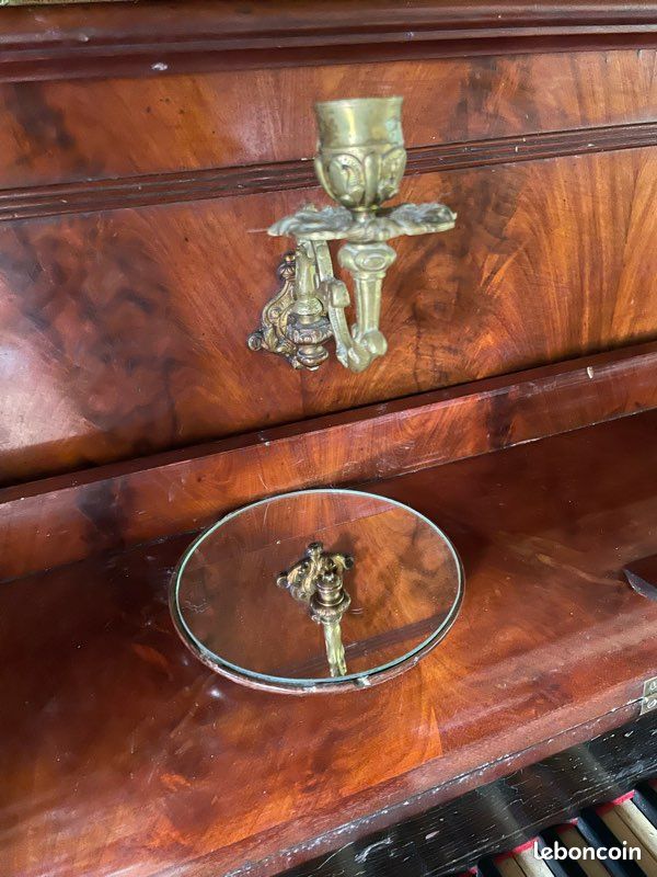 Piano Bar 🎹 🍸 (image 6)