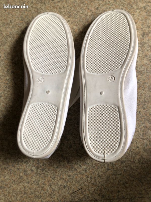 Chaussons neuf (image 2)