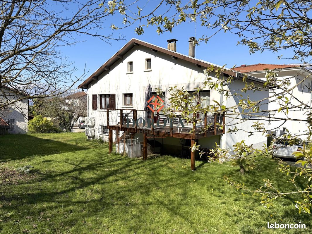 Maison 6 pièces 141 m² · à Le Versoud · 141 m² · 445 000 €
