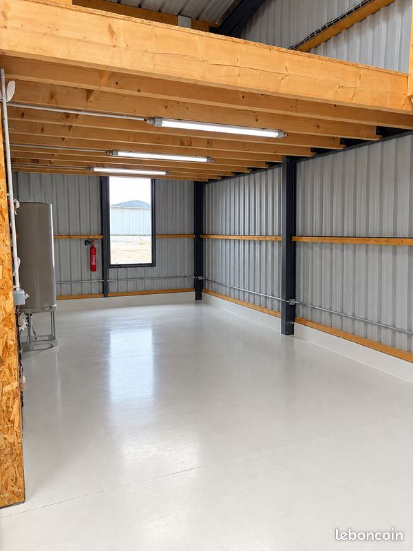 Local commercial 2 pièces 20 m² · à Pléneuf-Val-André · 20 m² · 350 €/mois