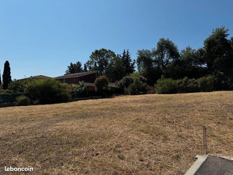 Terrain 715 m² Montpellier · 429 000 €