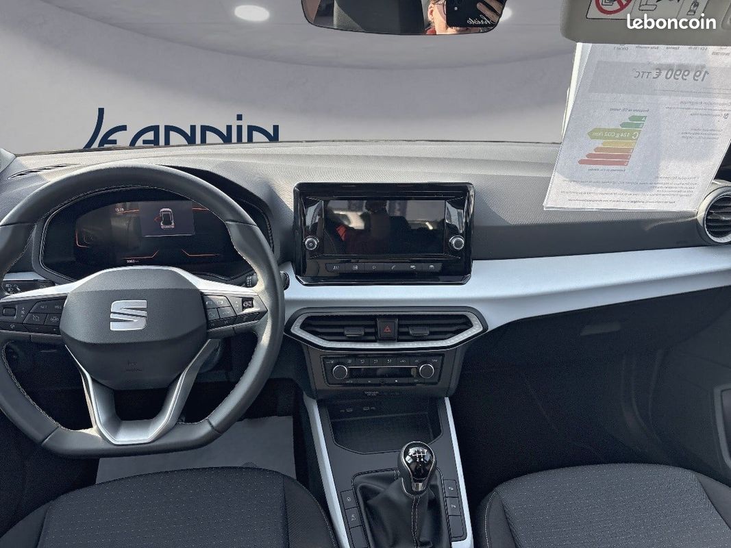 SEAT Arona 1.0 TSI 95 ch Start/Stop BVM5 Copa (image 10)