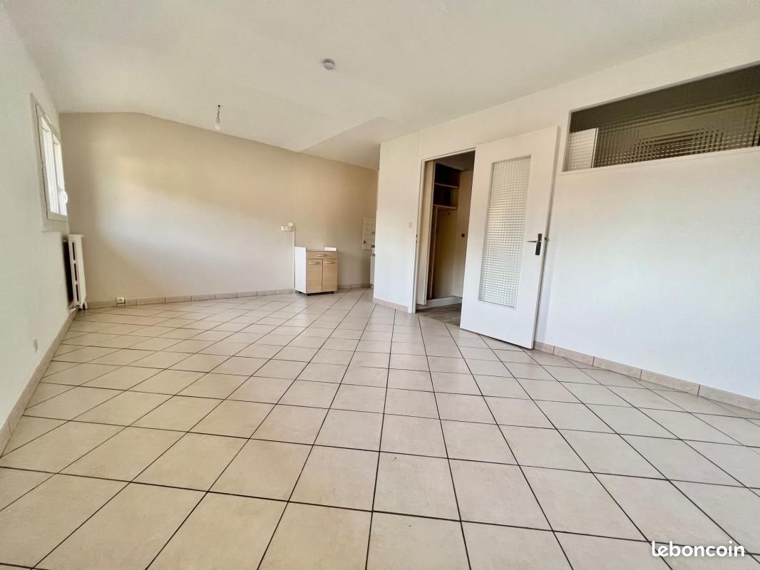 Appartement 1 pièce 27 m² · à Thise · 27 m² · 420 €/mois