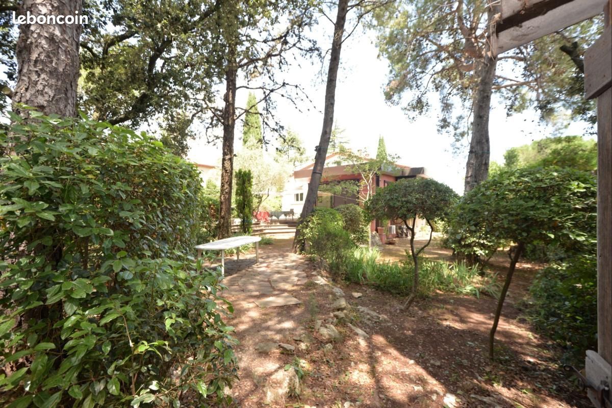 Maison 9 pièces 200 m² · à Montpellier · 200 m² · 770 000 €