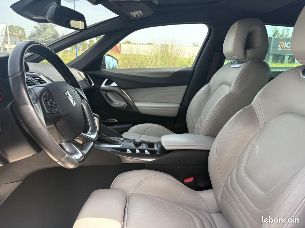 DS DS 5 2.0 HDi - 160 GARANTIE 2 ANS OFFERT - BVA Sport Chic (image 9)
