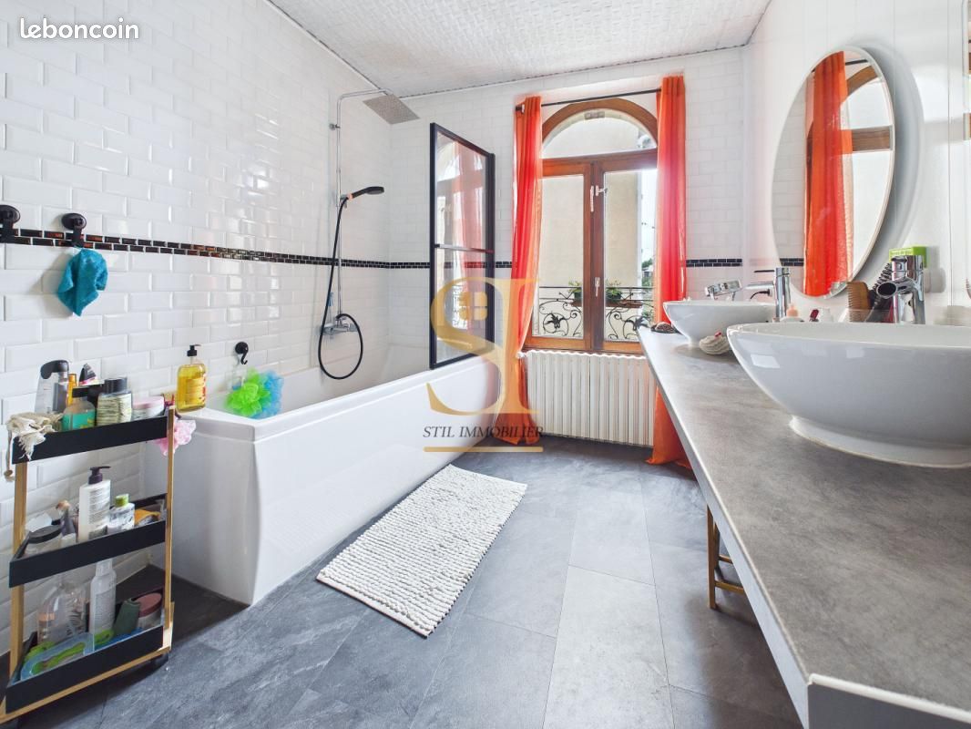 Maison 7 pièces 220 m² (image 10)