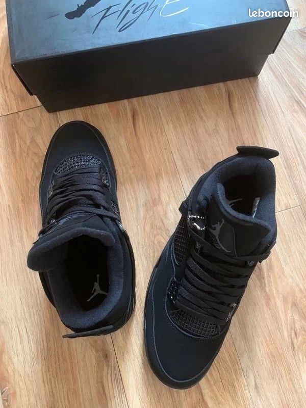 Air Jordan 4 Retro (image 4)
