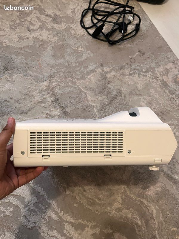 Video projector Panasonic (image 7)