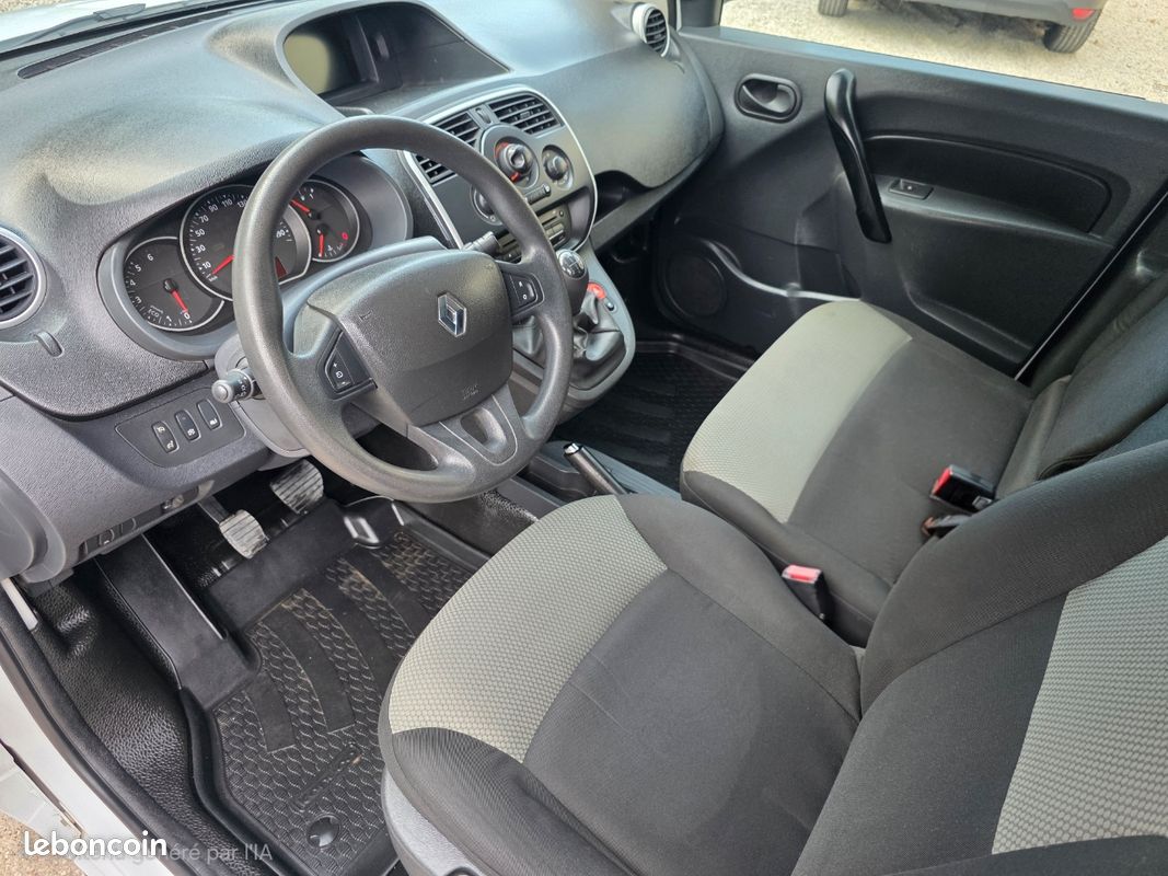 ✅️RENAULT KANGOO MAXI l2 1.5 DCI 90 CH ⏩️3 PLACES ⏩️SANS AD BLUE ⏩️EN COURS DE PRÉPARATION⏩️ LE KANGOO SERA VENDU AVEC UNE PREPARATION IDENTIQUE A UN INTERIEUR PROCHE DU NEUF (image 6)