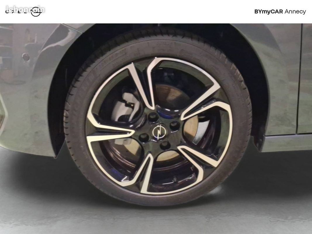 OPEL Corsa 1.2 Turbo 100 ch BVA8 GS (image 12)
