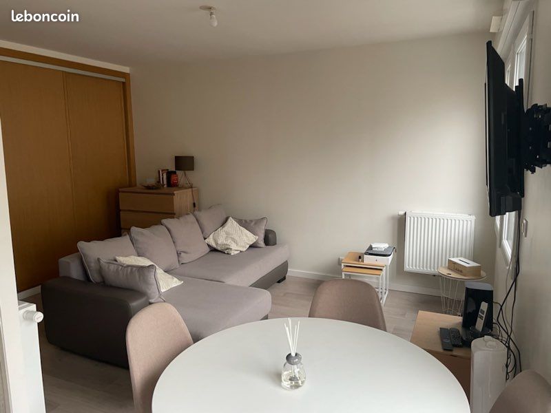 Appartement 1 pièce 29 m² · à Noisy-le-Grand · 29 m² · 740 €