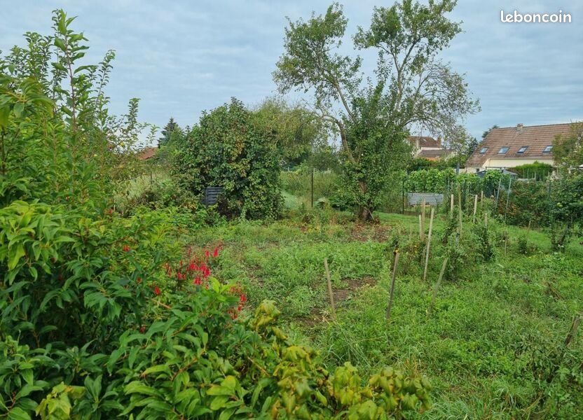 Terrain 919 m² Perthes · 180 000 €