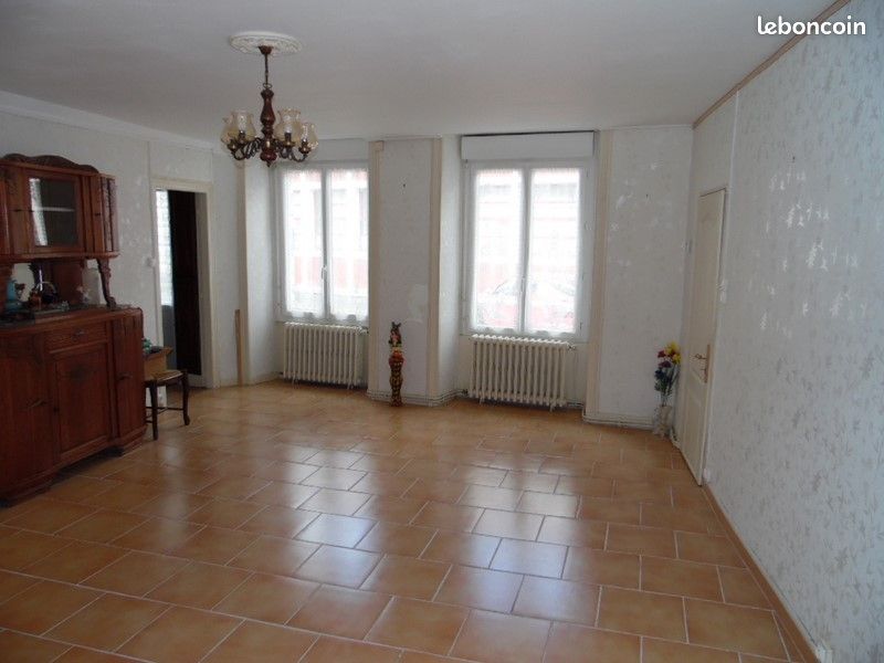 Maison 5 pièces 124 m² · à Pré-en-Pail-Saint-Samson · 124 m² · 69 800 €