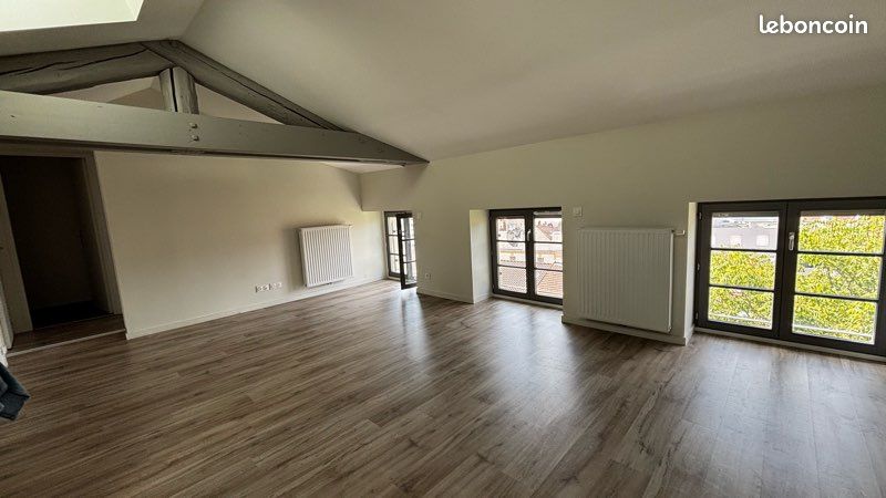 Appartement 2 pièces 53 m² · à Saint-Étienne · 53,3 m² · 512 €/mois