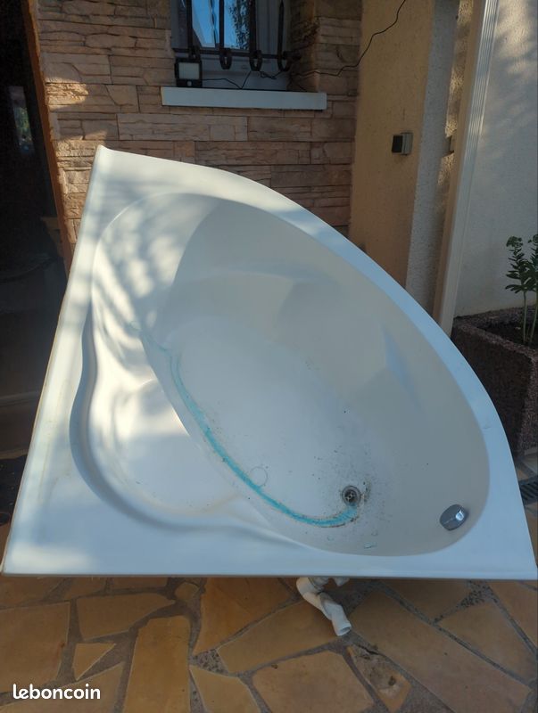 Baignoire d angle (image 1)