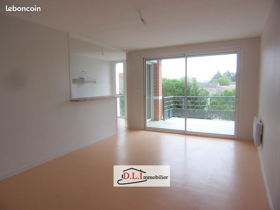 Appartement 3 pièces 68 m² · à Moissac · 68 m² · 598 €
