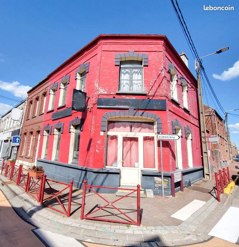 Immeuble 6 pièces 180 m² · à Beauvois-en-Cambrésis · 180 m² · 44 000 €