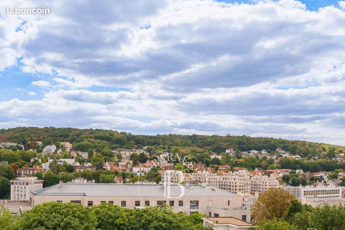 Appartement 5 pièces 132 m² · à Sèvres · 132 m² · 790 000 €