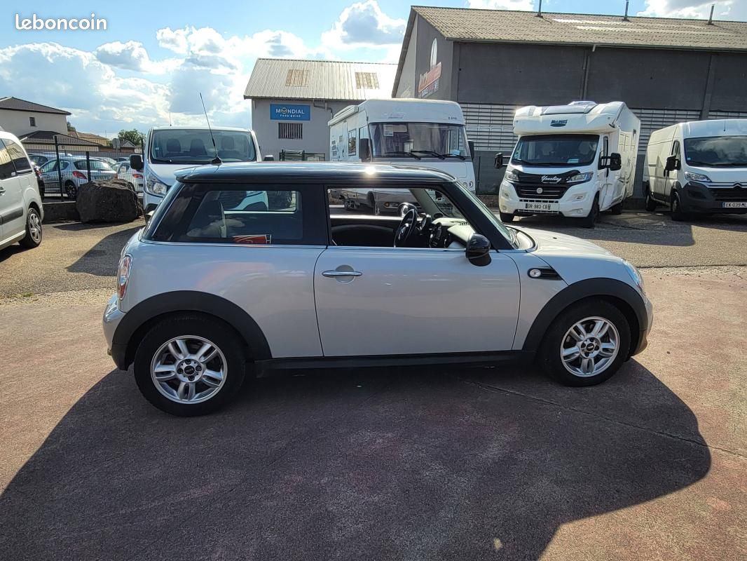 Mini COOPER D (image 25)