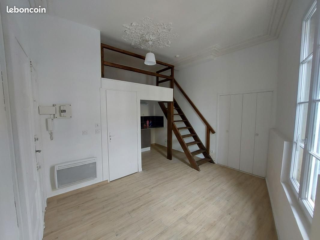Appartement 1 pièce 16 m² · à Lunel · 16 m² · 399 €/mois