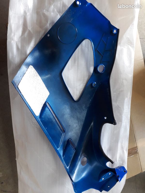 CARENAGE GAUCHE - SUZUKI GSXR 600 2001 - Moto et loisirs